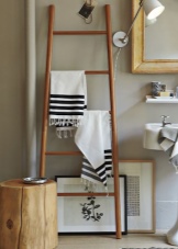 Porta asciugamani per scala da bagno