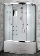 Асиметрична душ кабина