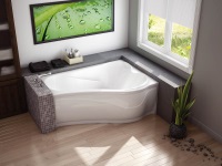 Asymmetrical bathtub: an original solution for unconventional interiors
