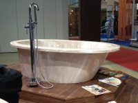 Vbrizgane marmorne kadi: razkošna izbira za razkošno življenje