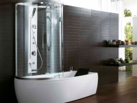 Tuš kabina v kombinaciji s kadjo