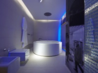 High tech badeværelse stil