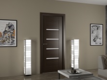 Дървена врата за баня