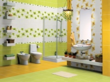 浴室中的瓷砖嵌条