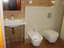 Skrite cevi v kopalnici