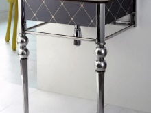 Glass sinks on a pedestal