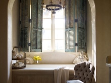 Žaluzije v notranjosti kopalnice