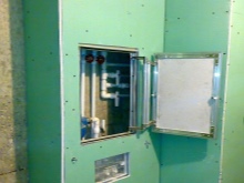 Skrito za mavčno ploščo