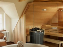 シャワー付きサウナ