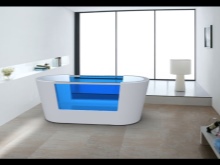 Una bañera de cristal y plástico