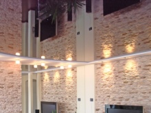 Full ceiling mirror lighting