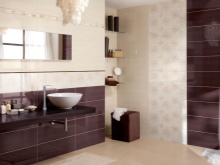 Béžová a vínová koupelna