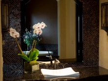 Flori înflorite în baie