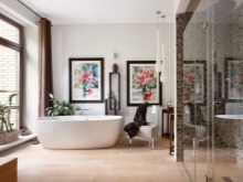 Large bathroom without WC