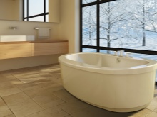 Красивата вана с джакузи