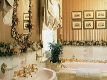 Flores en el baño para un toque acogedor.