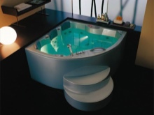 Ακρυλική γωνιακή μπανιέρα με σκαλοπάτια