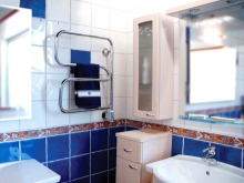 Handdoekenrek in de badkamer