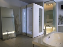 Μεγάλος καθρέφτης μπάνιου