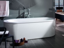 Овална акрилна вана