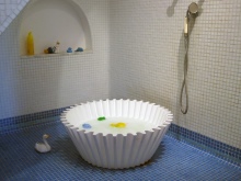 Epätavalliset kylpyammeen muodot