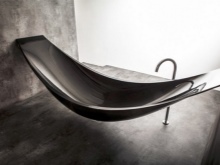 Yksinomainen kylpyammeet sisätiloissa