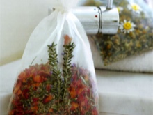 Bylinný kompresní balónek