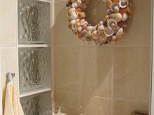 Pomorske teme v kopalniških dodatkih