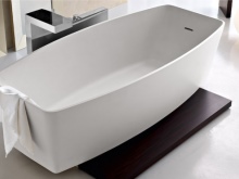 Акрилна вана, произведена в Италия