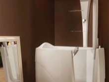 Gen Y седи мини баня