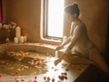 Lõõgastav vann eeterlike õlidega