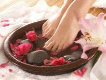 Eeterlike õlide vann jalgadele