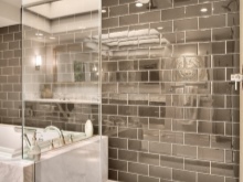 Ovanliga spegelplattor för badrumsväggar