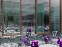 Spegelmosaik för badrum med en spegel