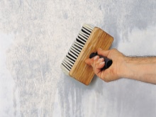 Navlhčite strop vodou