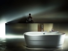 Freestanding steel bathtub