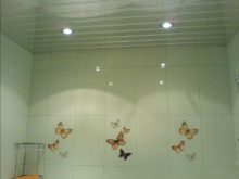 PVCタイル浴室の天井 - エコノミーオプション