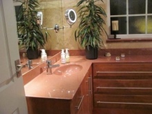 Konstgjord sten i badrumsinredning