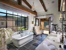 Talni nosilci v kopalnici