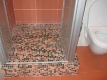 Tuš kabine brez pladnja za prhanje