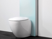 WC-installation före vägg