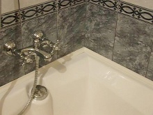 Levetid for keramiske badekar sokler