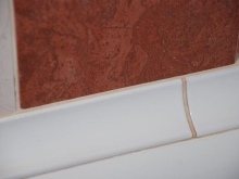 Levetid af keramisk badekar skærm