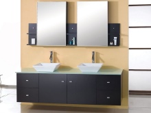 Sizes and shapes of mirrors with shelves in the bathroom