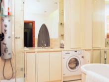 Pralni stroj v kopalnici