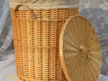 Panier à linge en osier pour le bain