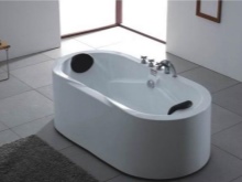 Seinale paigaldatav vabalt seisev vannisegisti 