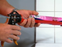 Silikono sandariklio naudojimo vonios kambaryje instrukcijos