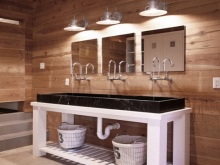 Progettazione di accessori per lo specchio del bagno