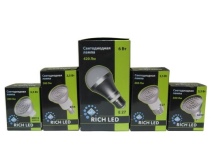 LED-valot sisäänrakennettuihin kylpyhuonekalusteisiin